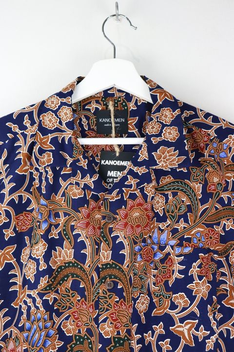 kanoemen-open-collared-batik-shirt-50