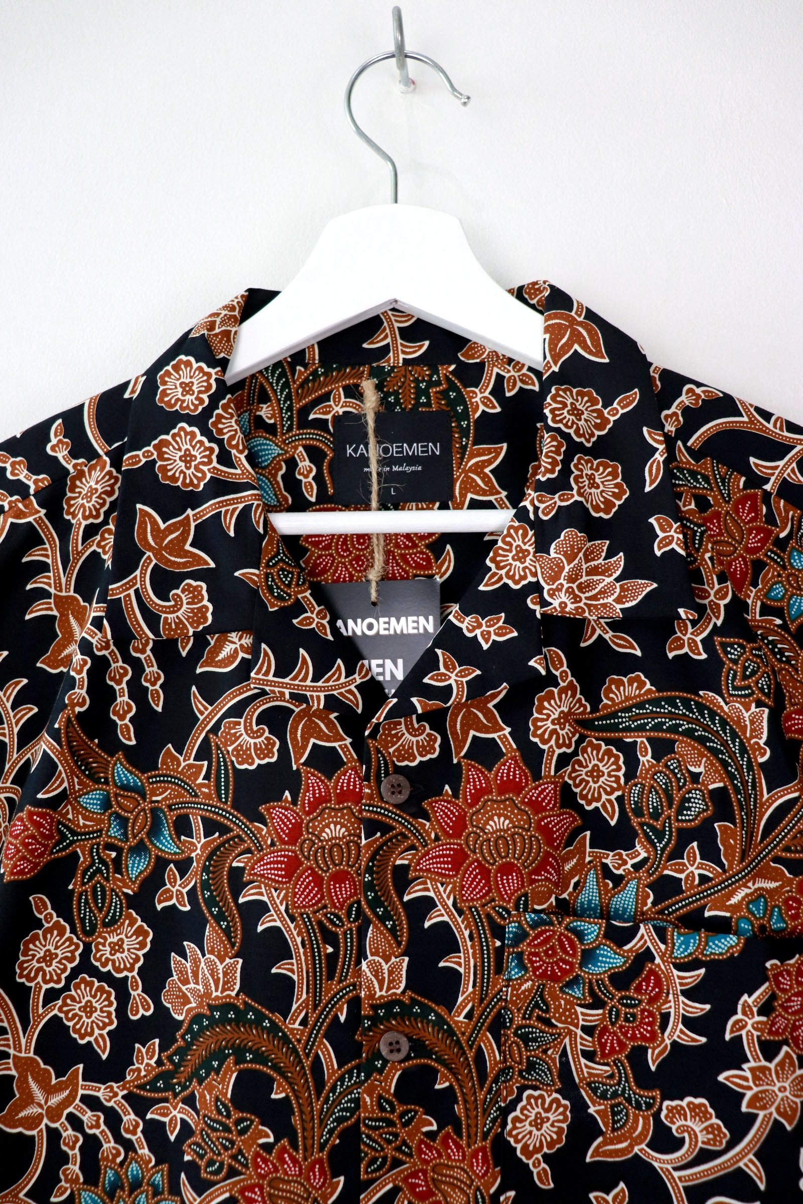 KANOEMEN Open Collar Batik Shirt - Callum [ L ] 