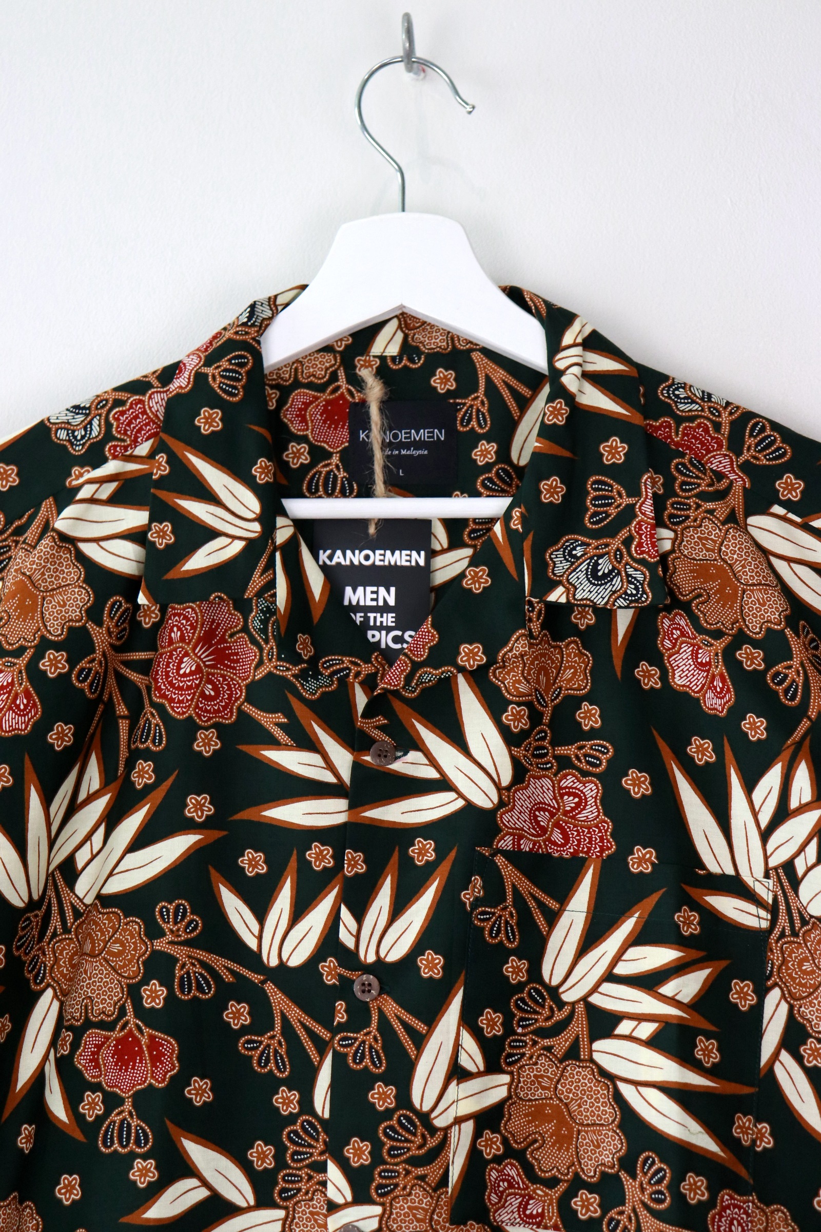 KANOEMEN Open Collar Batik Shirt - Romeo [ L ] 