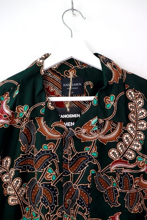 kanoemen-open-collared-batik-shirt-79