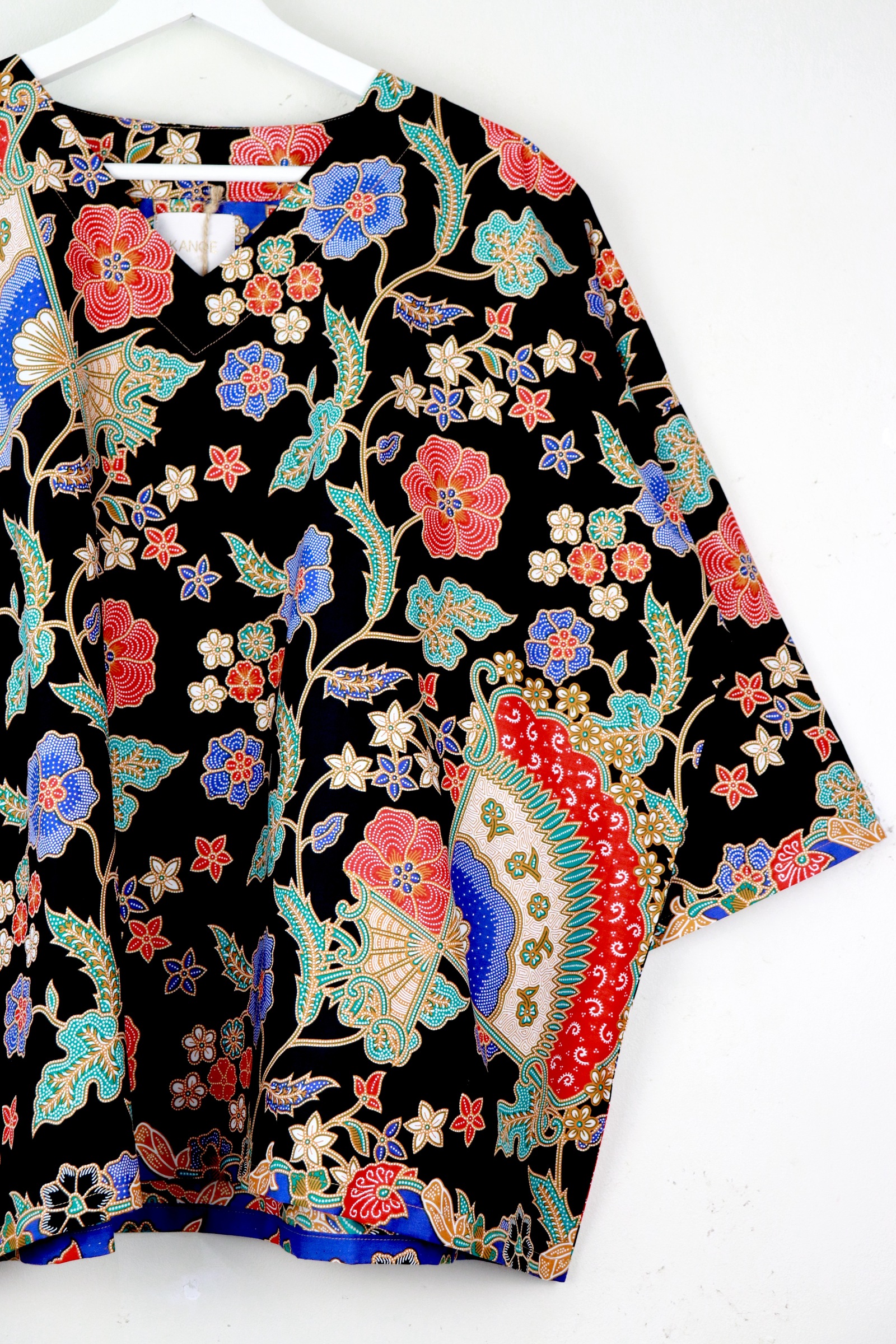 BIG GIRL Batik Top - Petunia