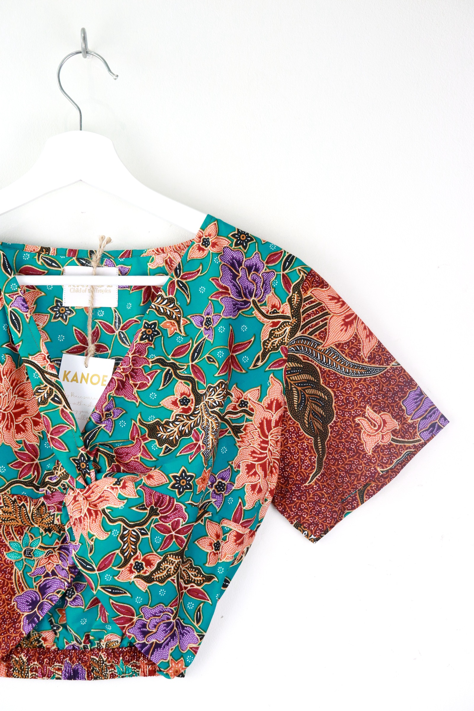Twisted Front Batik Top - Nahele