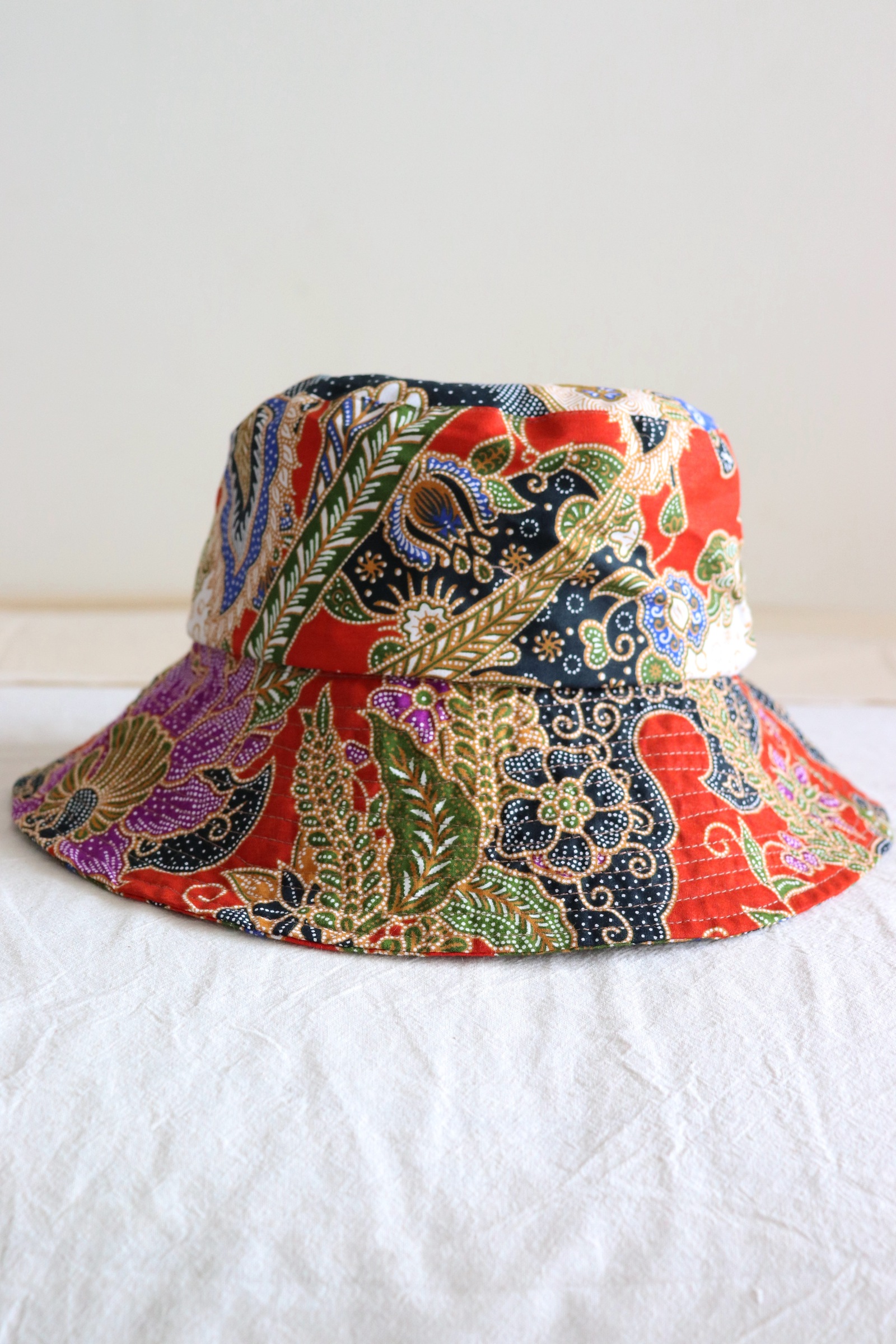 Batik Bucket Hat Wide Brim - Begonia Sunlight