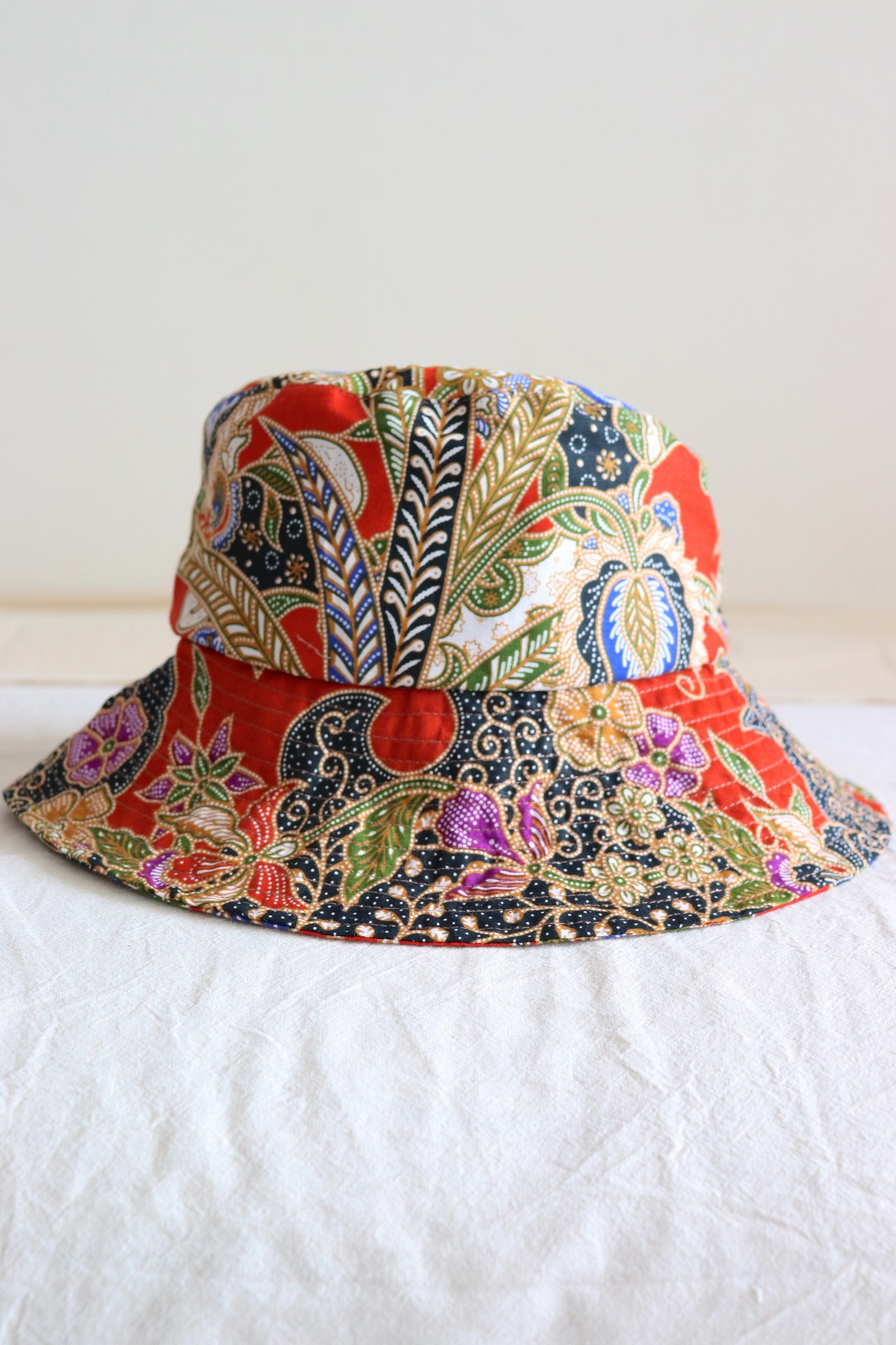 Batik Bucket Hat Wide Brim - Begonia Sunlight