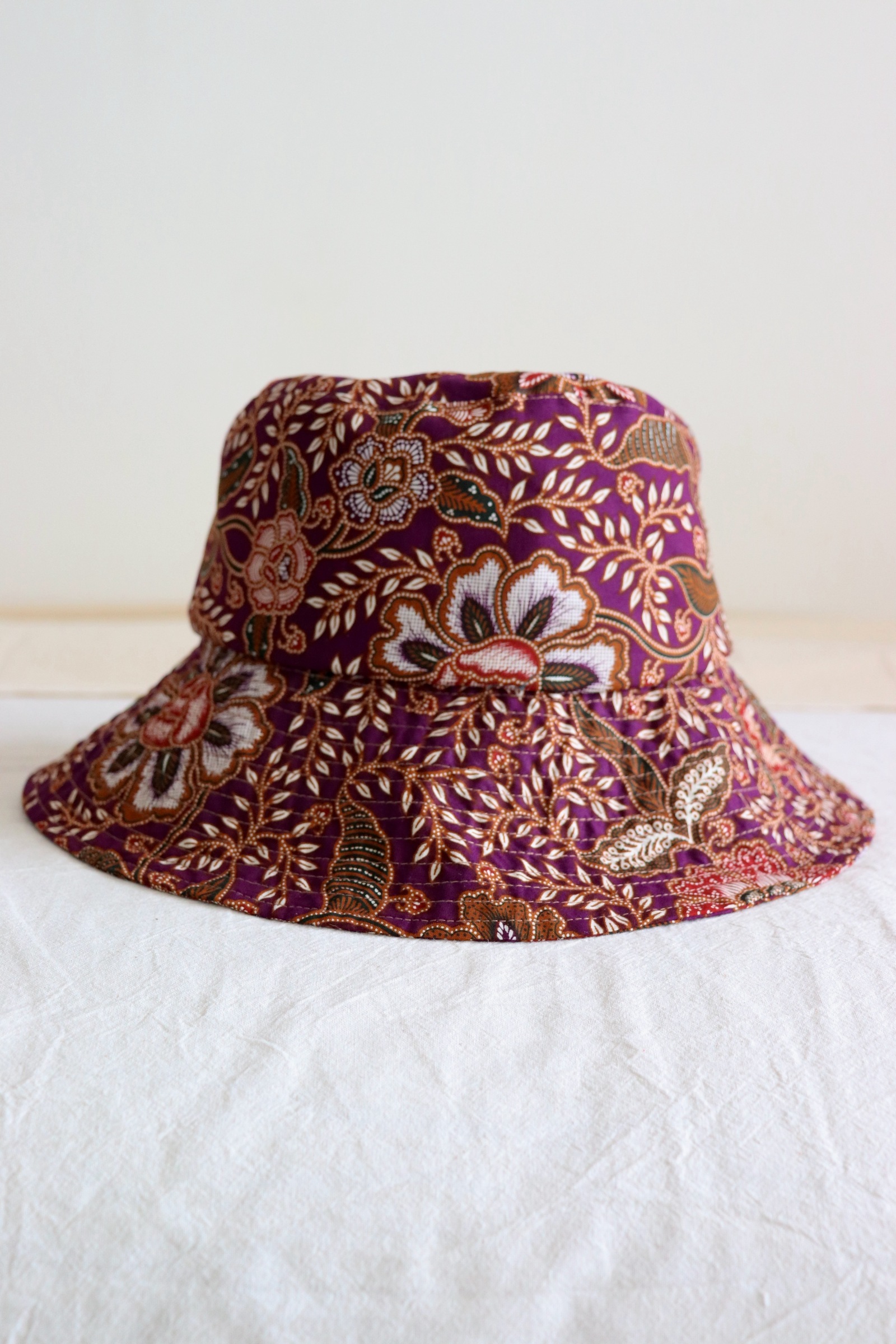 Batik Bucket Hat Wide Brim - Orchid Light