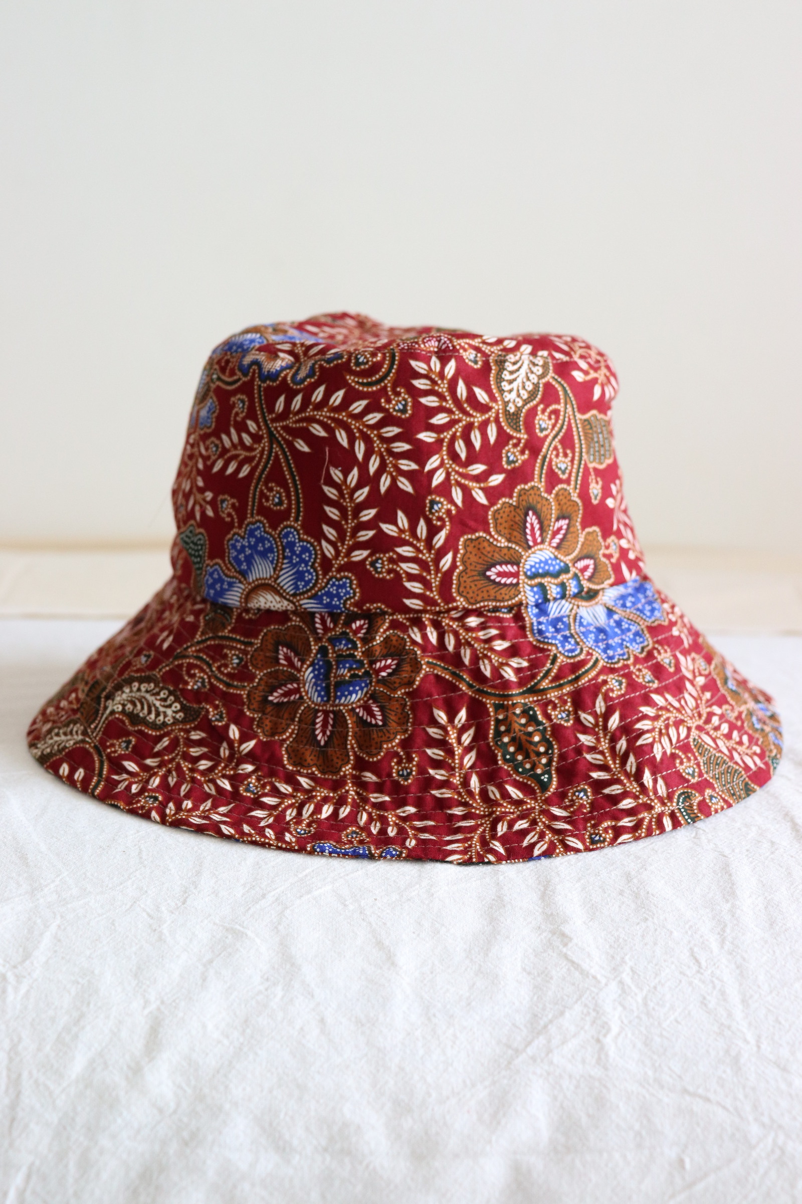 Batik Bucket Hat Wide Brim - Raffelsia Heat