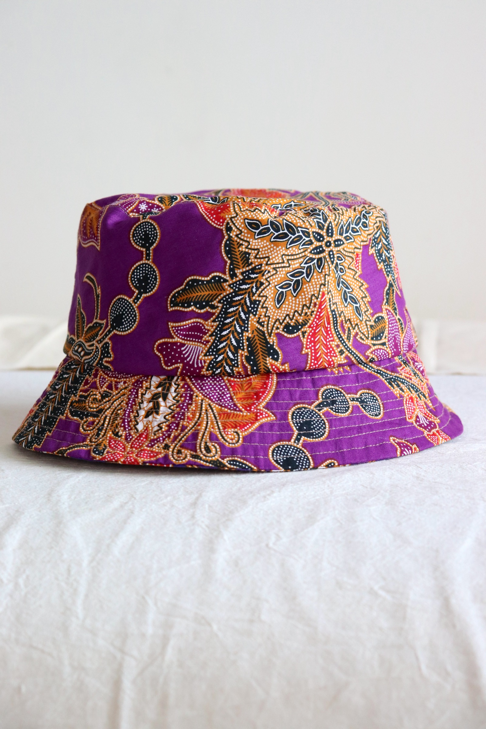 Batik Bucket Hat Short Brim - Sunset Drive