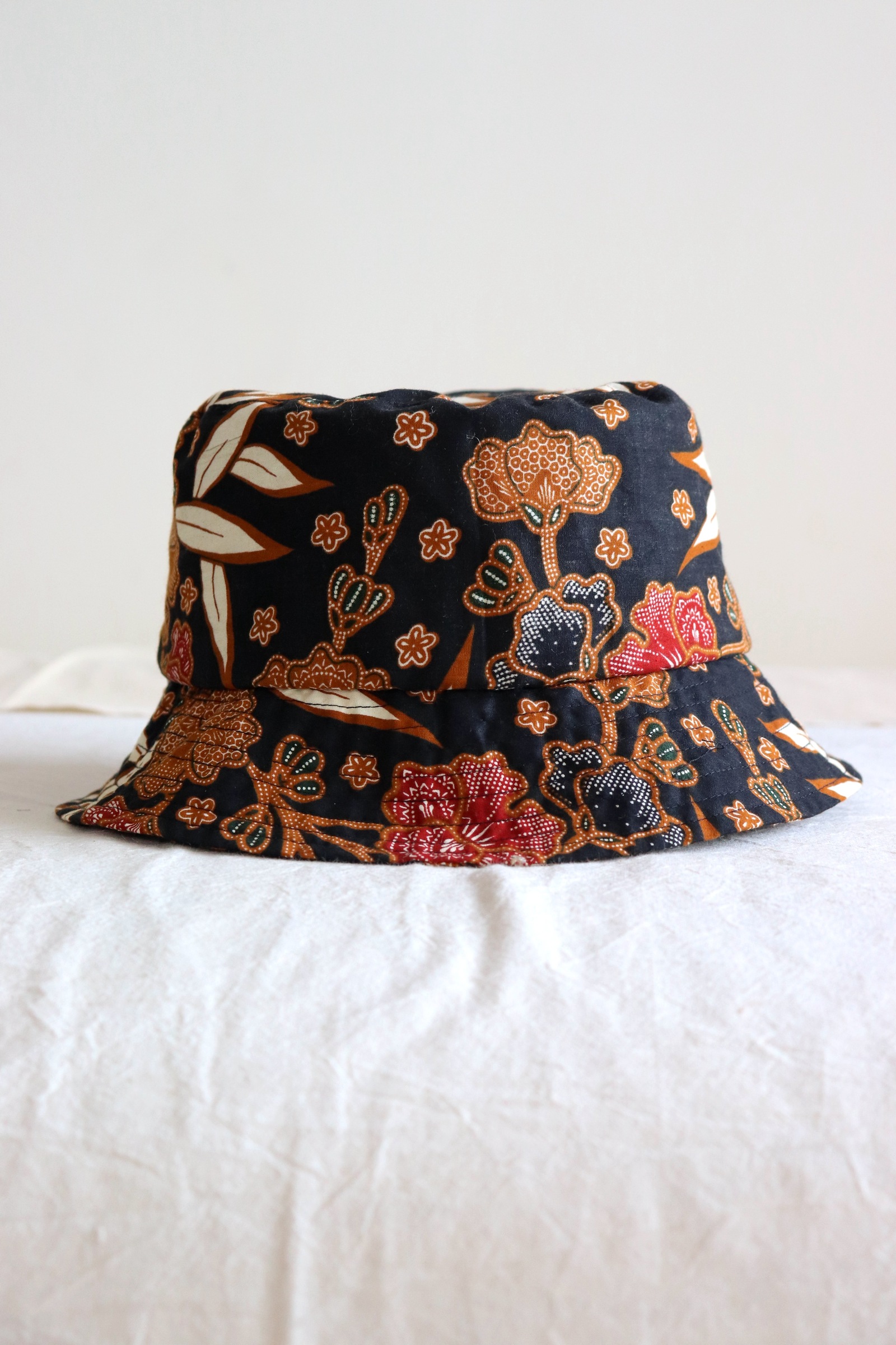 Batik Bucket Hat Short Brim - Bamboo Babe