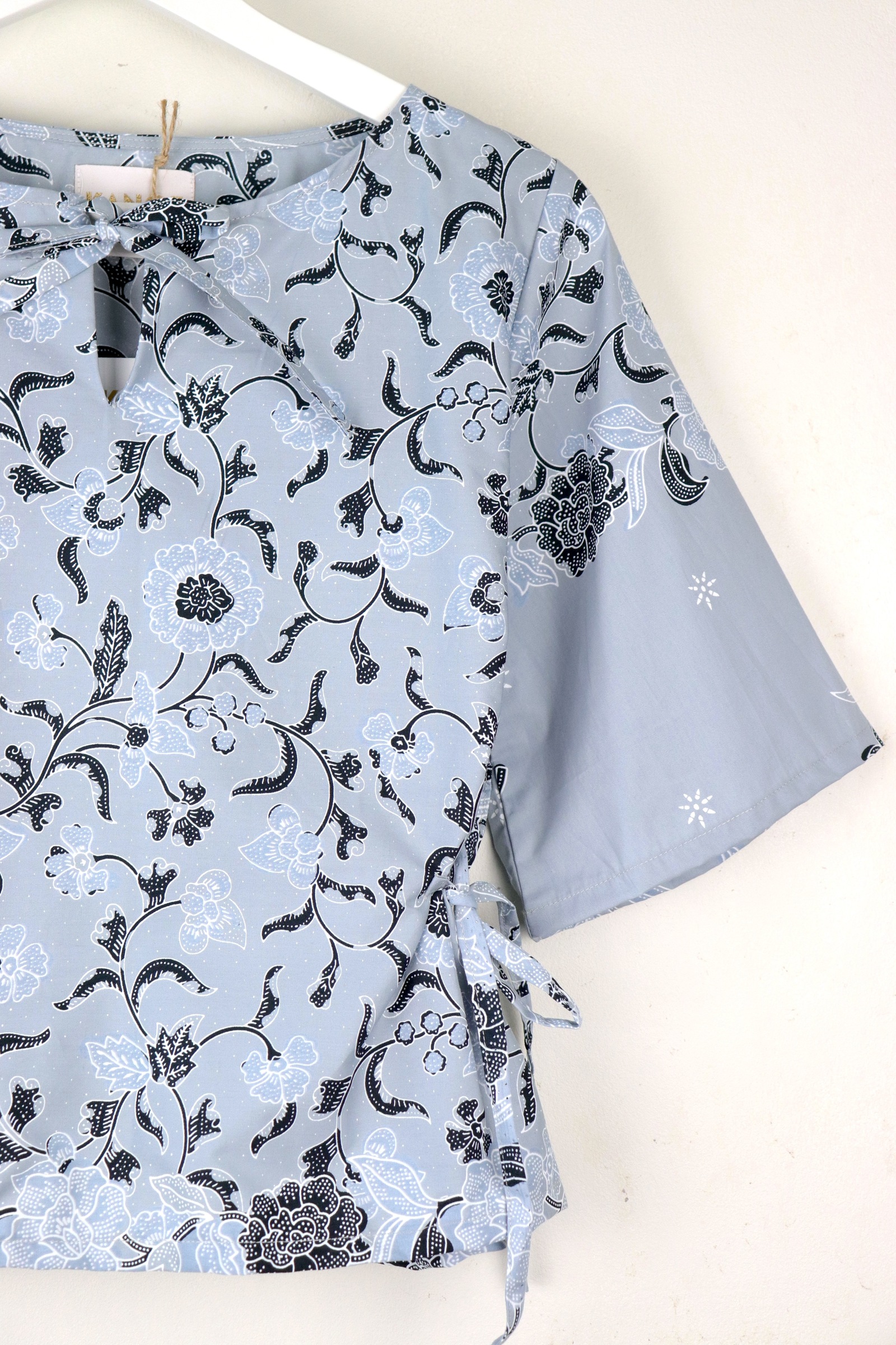 Kedah Batik Top - Melati Dreams