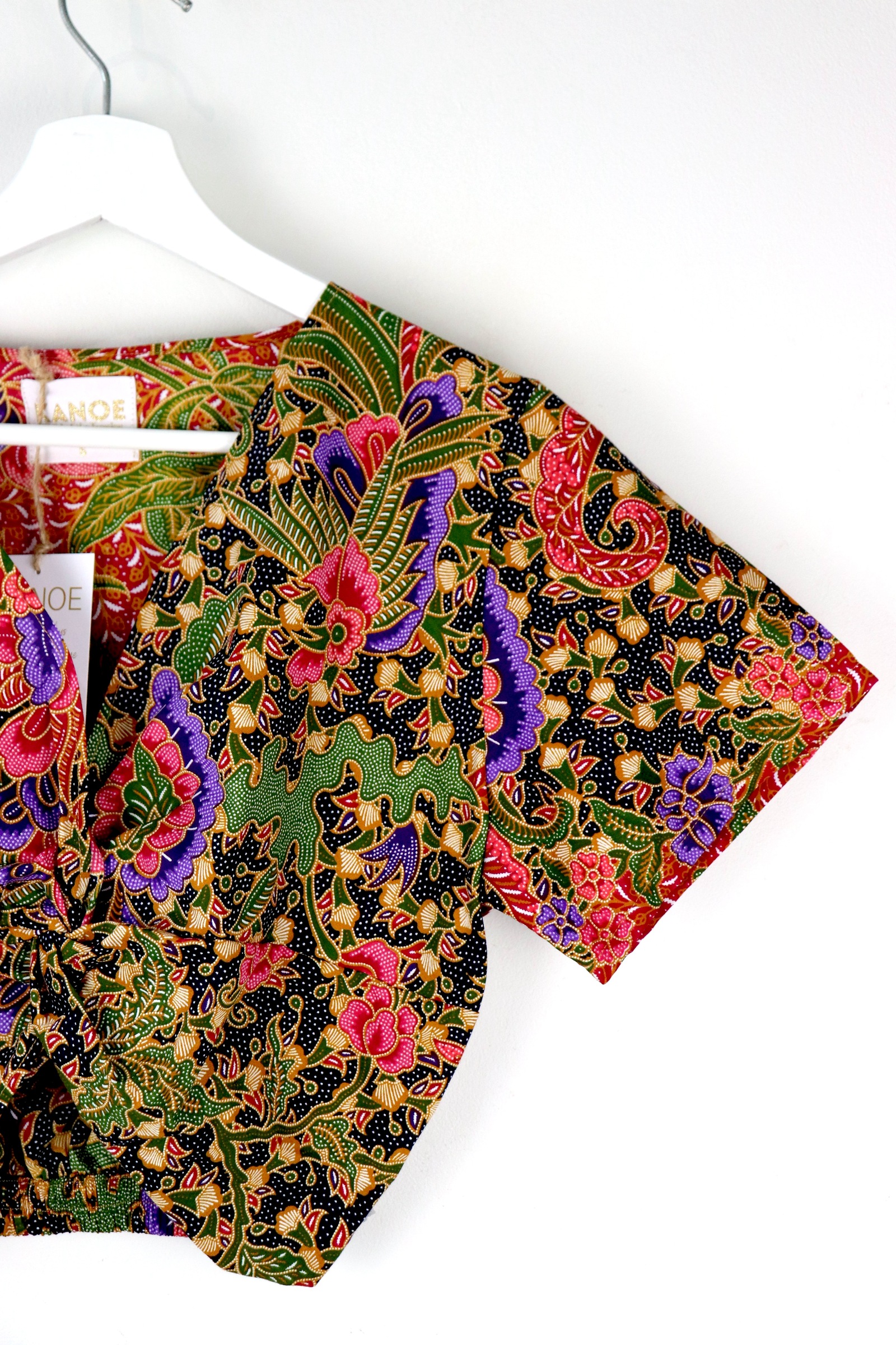 Twisted Front Batik Top - Eclipse Gardens