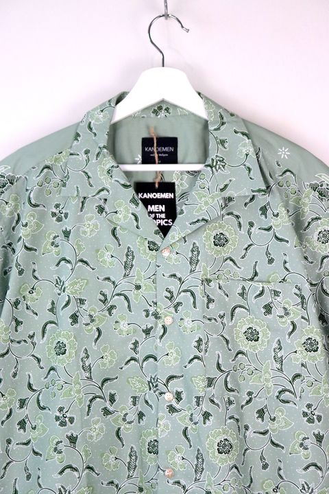 kanoemen-open-collared-batik-shirt-22