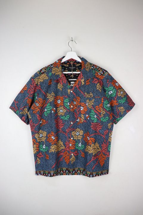 kanoemen-open-collared-batik-shirt-50