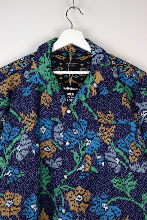 kanoemen-open-collared-batik-shirt-56
