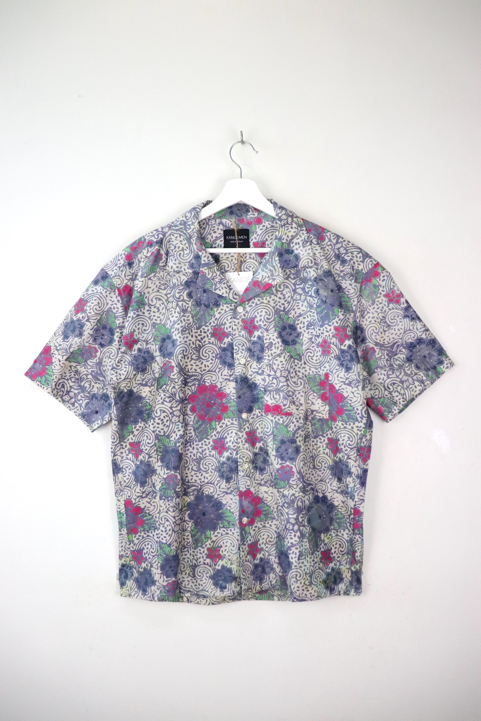 KANOEMEN Handmade Open Collar Batik Shirt - Chupa chips [ M ]