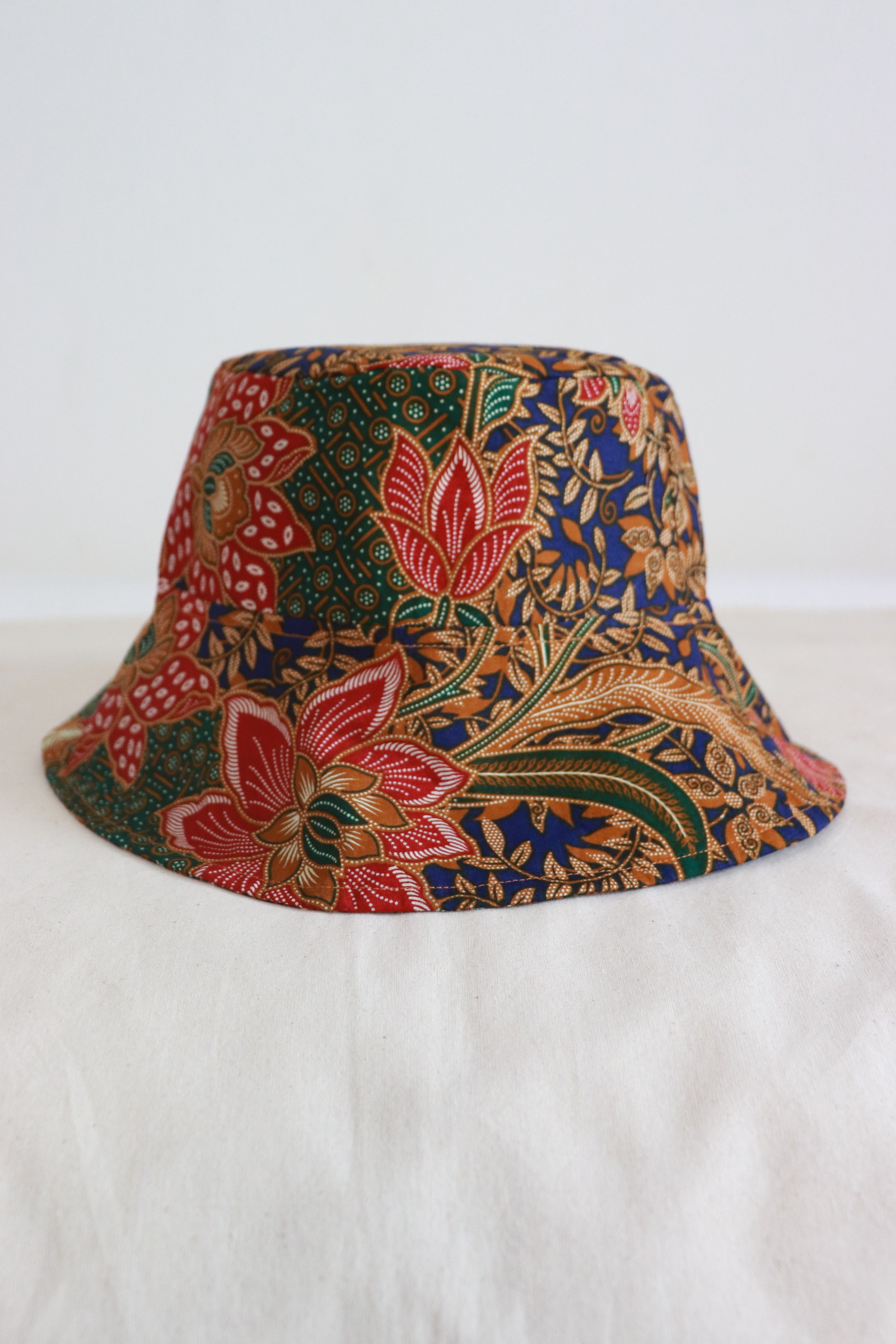 Reversible Batik Bucket Hat  - Echo [Wide Brim]