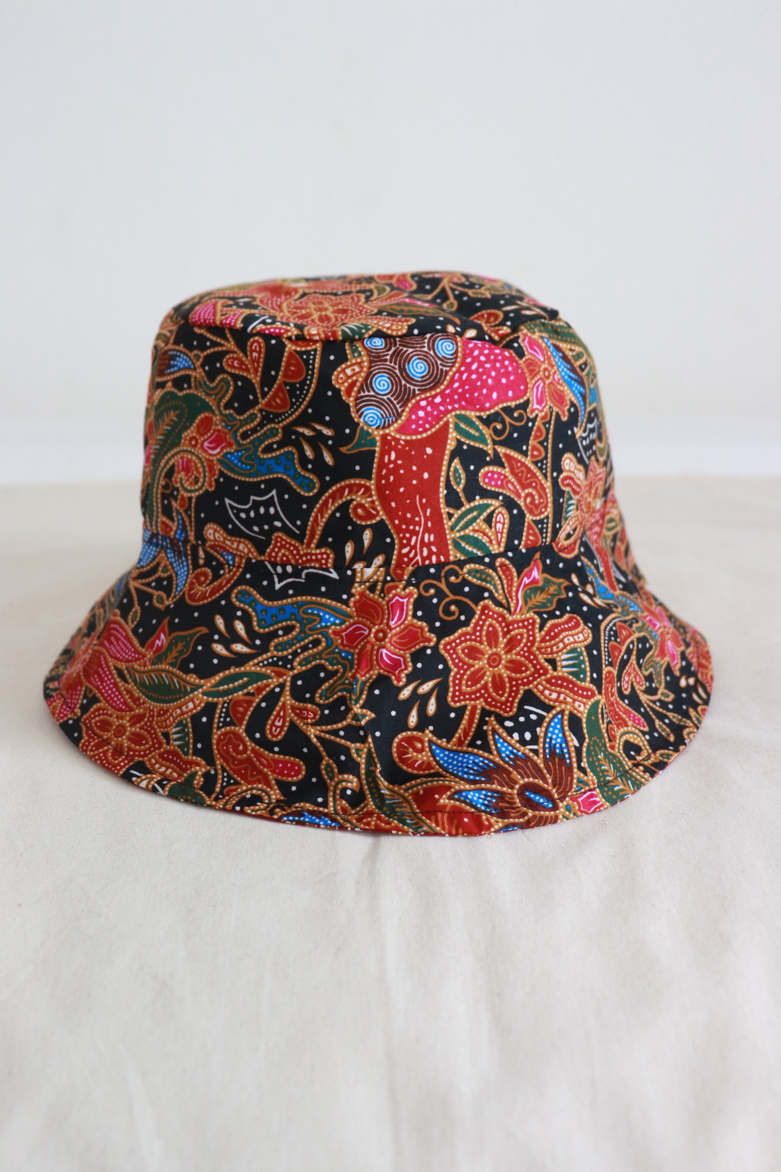 Reversible Batik Bucket Hat  - Atlas [Wide Brim]
