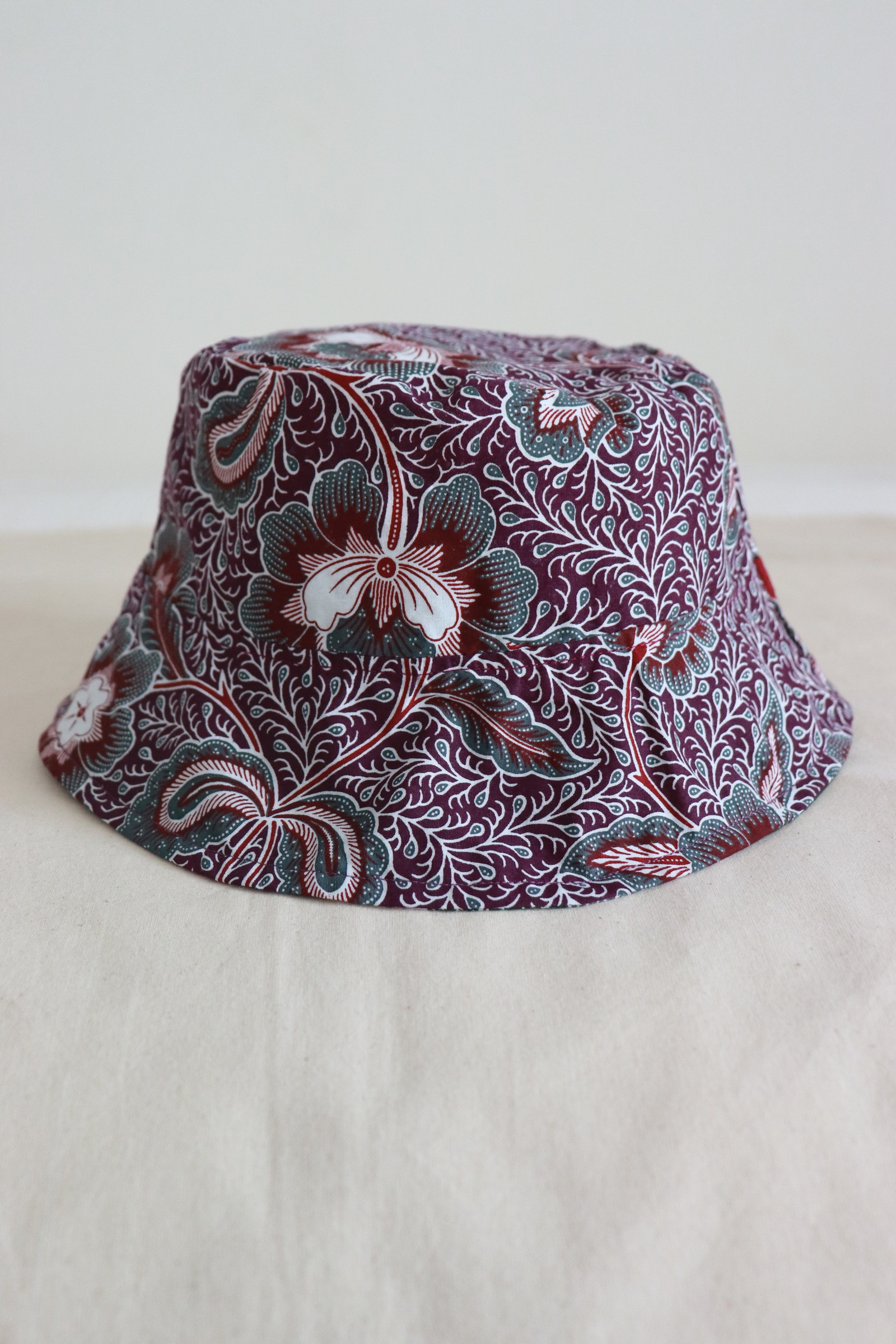 Reversible Batik Bucket Hat - Avalon [Short Brim]