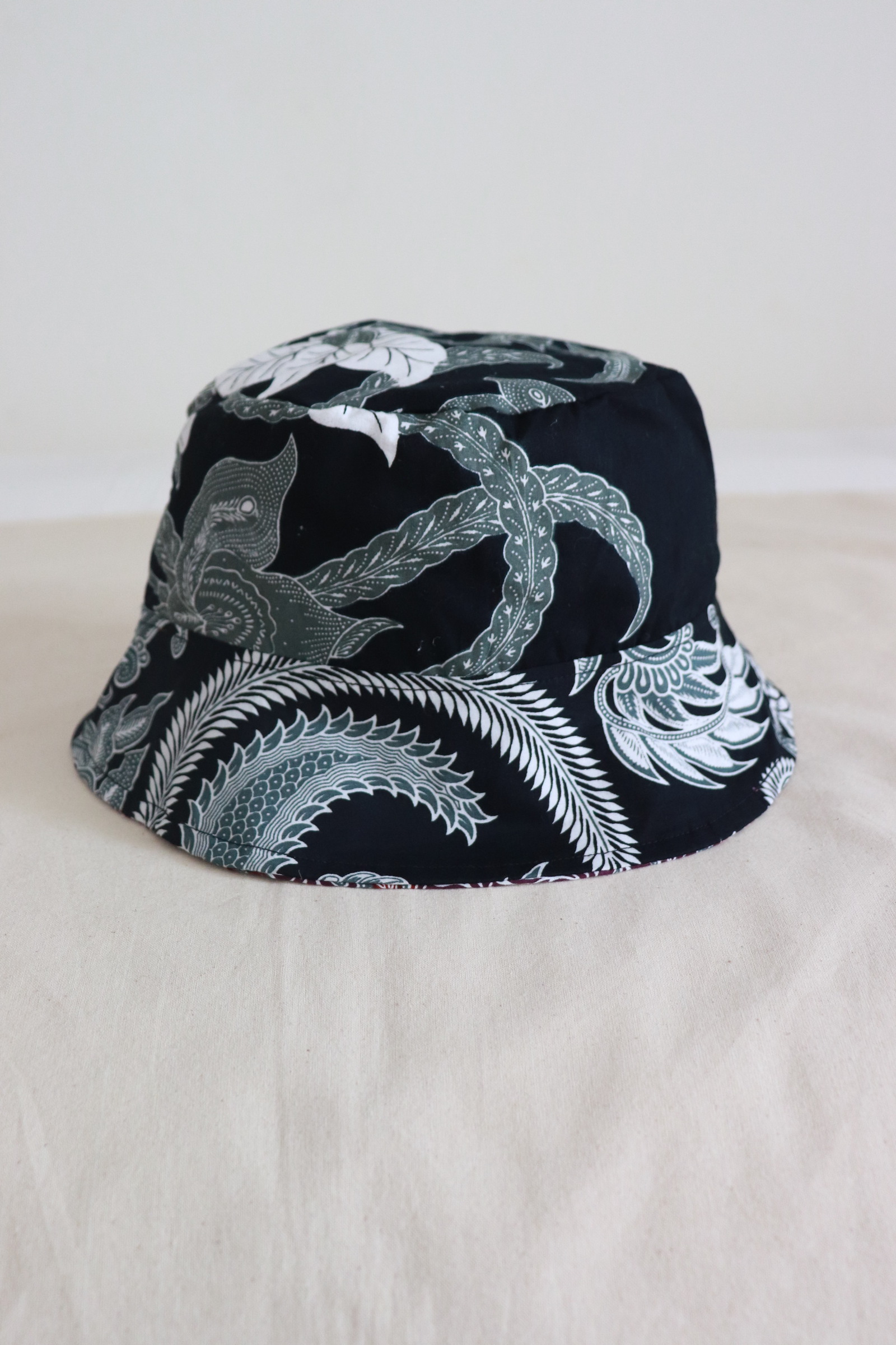 Reversible Batik Bucket Hat - Briar [Short Brim]