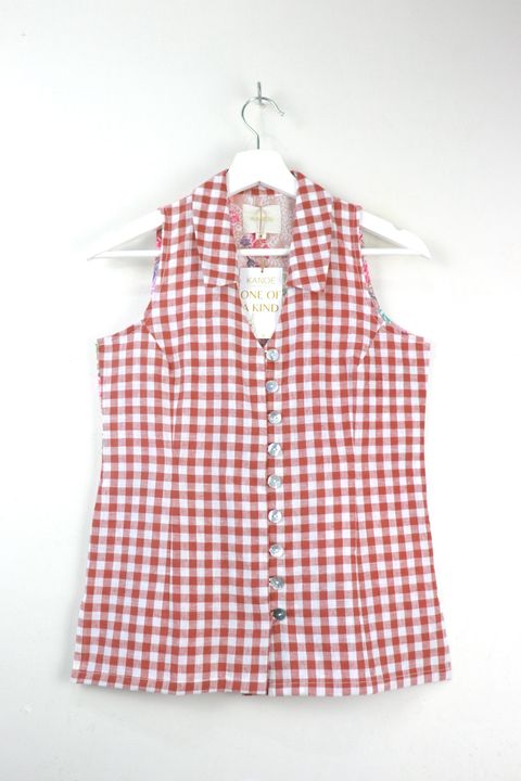 the-classic-gingham-batik-top-3