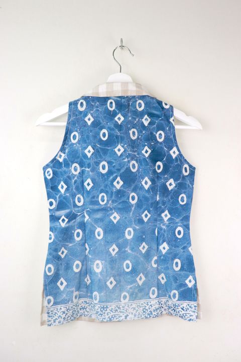 the-classic-gingham-batik-top-28