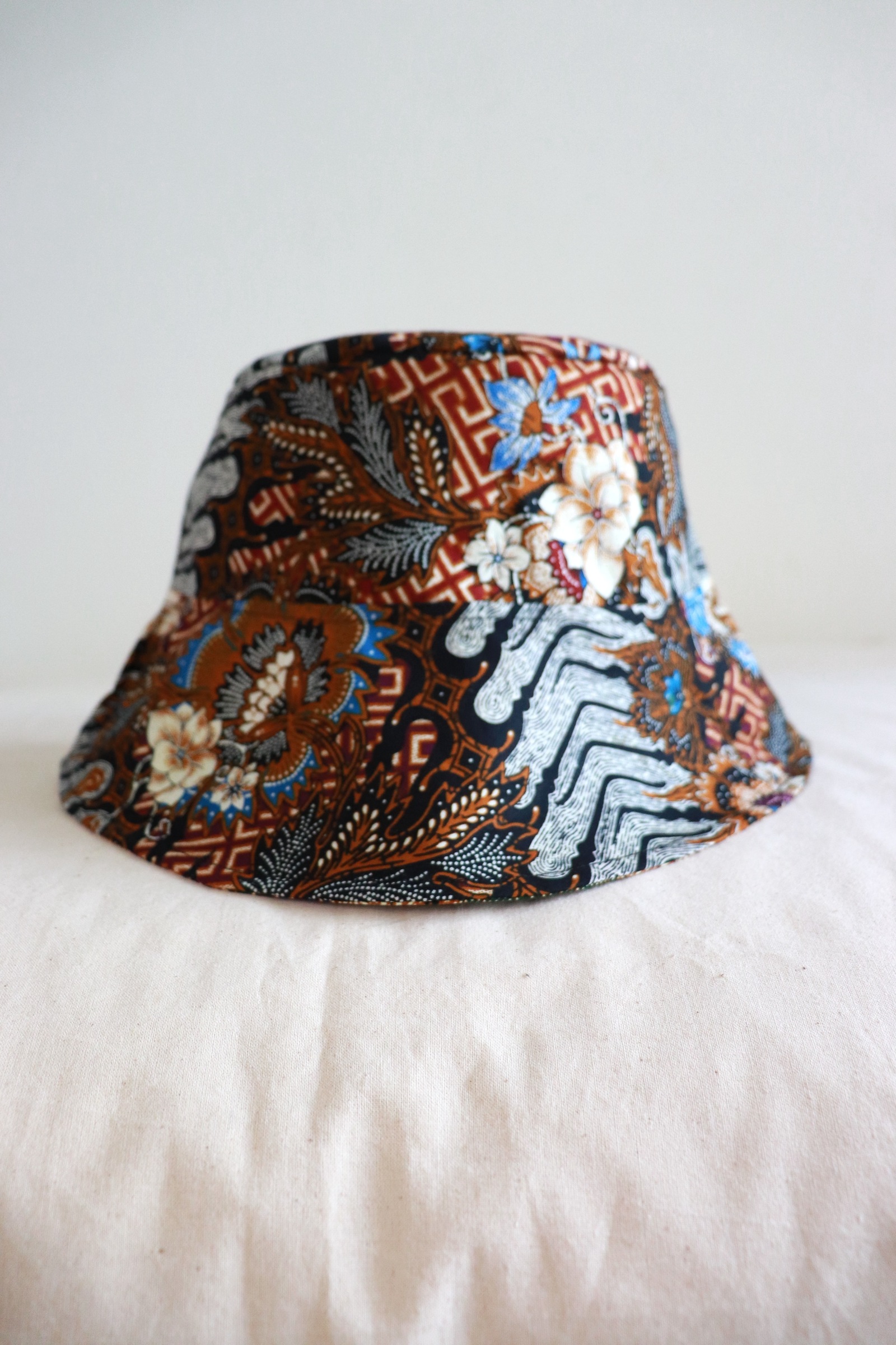 Reversible Batik Bucket Hat  - Juno [ Wide Brim ]