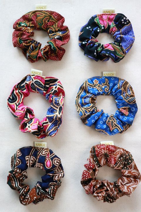 Small-Scrunchies-set-of-6-4