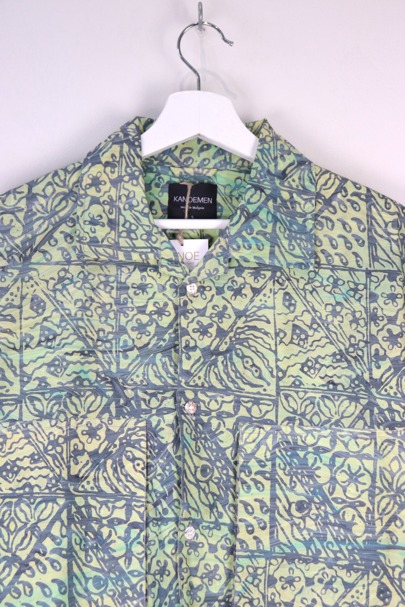 Men's Oversized Pockets Shirt - Mountain Dew [ Handmade Batik ]