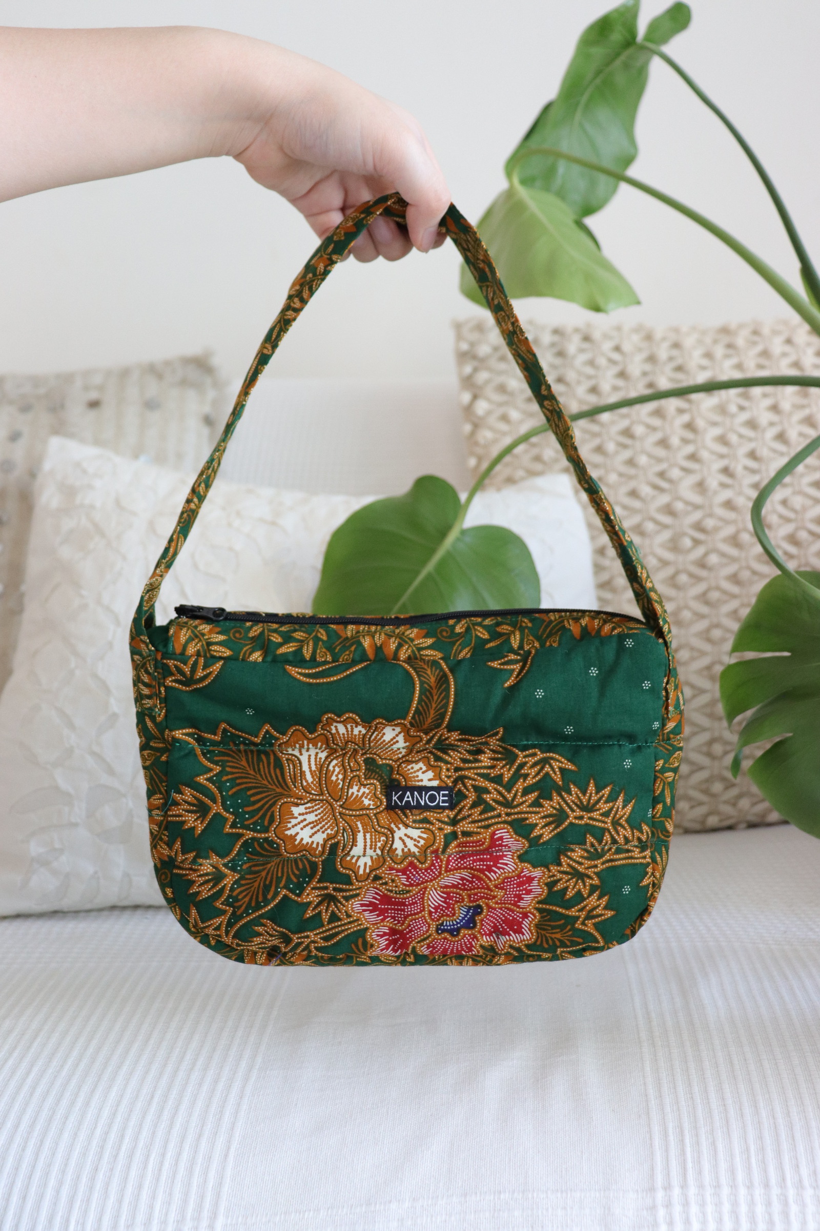 Puffy Batik Bag - Zinnia