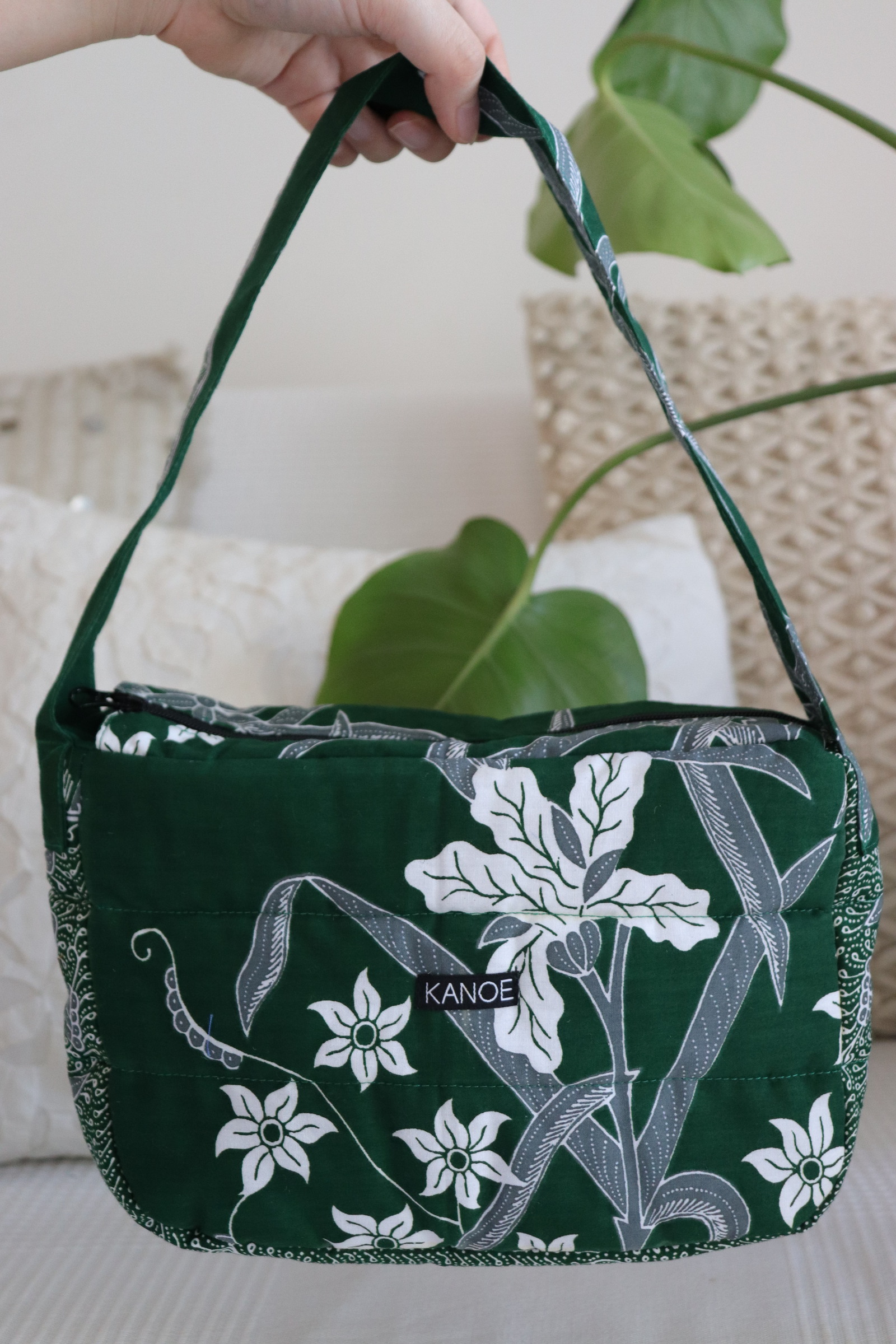 Puffy Batik Bag - Lily