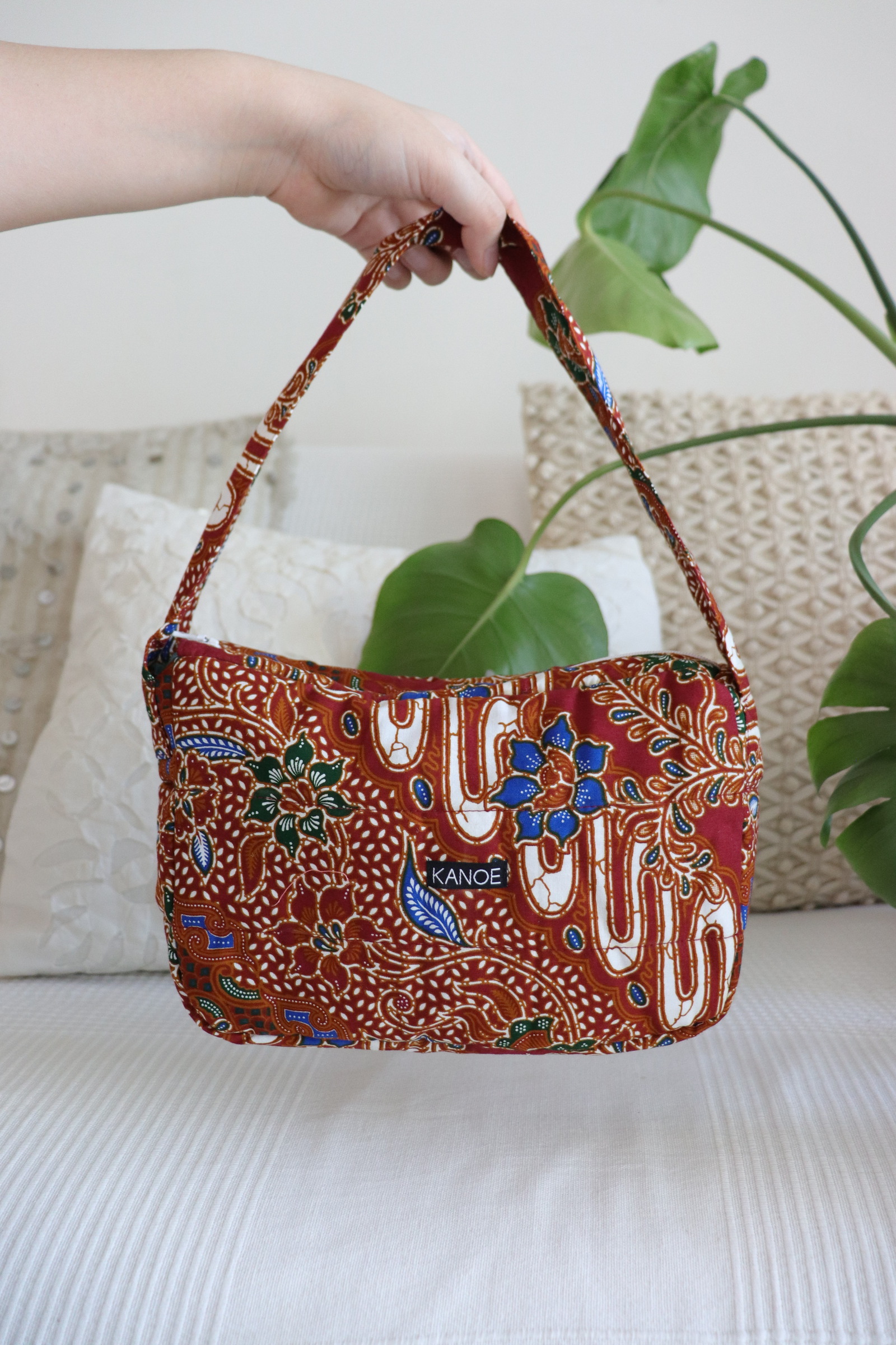 Puffy Batik Bag - Bellflower