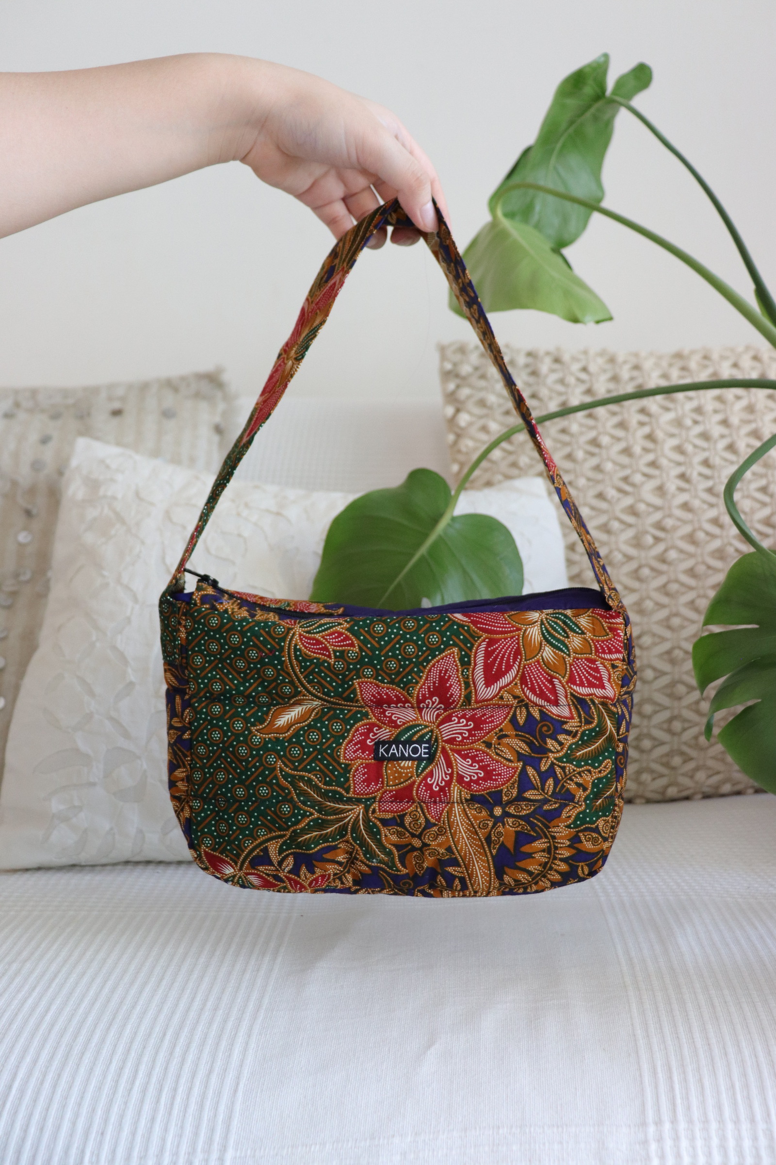 Puffy Batik Bag - Camellia