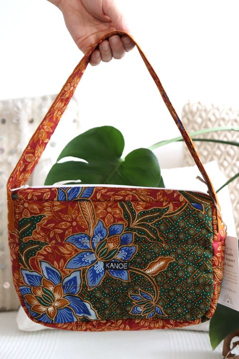 Batik-Puffy-Bag-2
