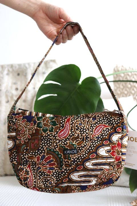 Batik-Puffy-Bag-6