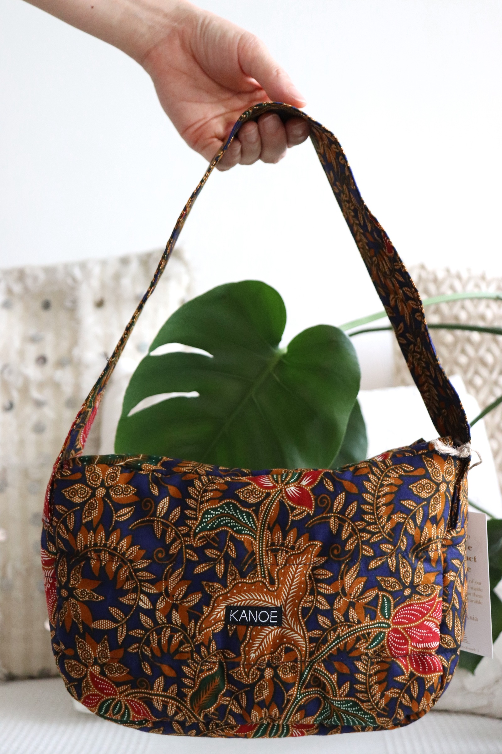 Puffy Batik Bag - Hydrangea