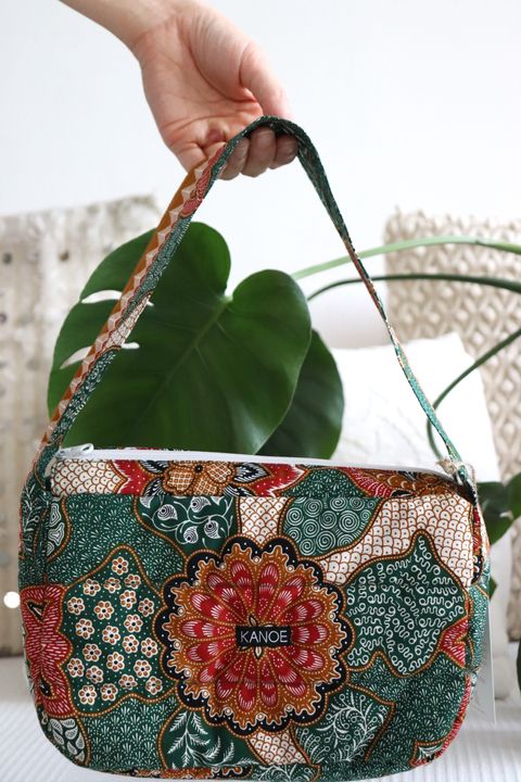 Batik-Puffy-Bag-16
