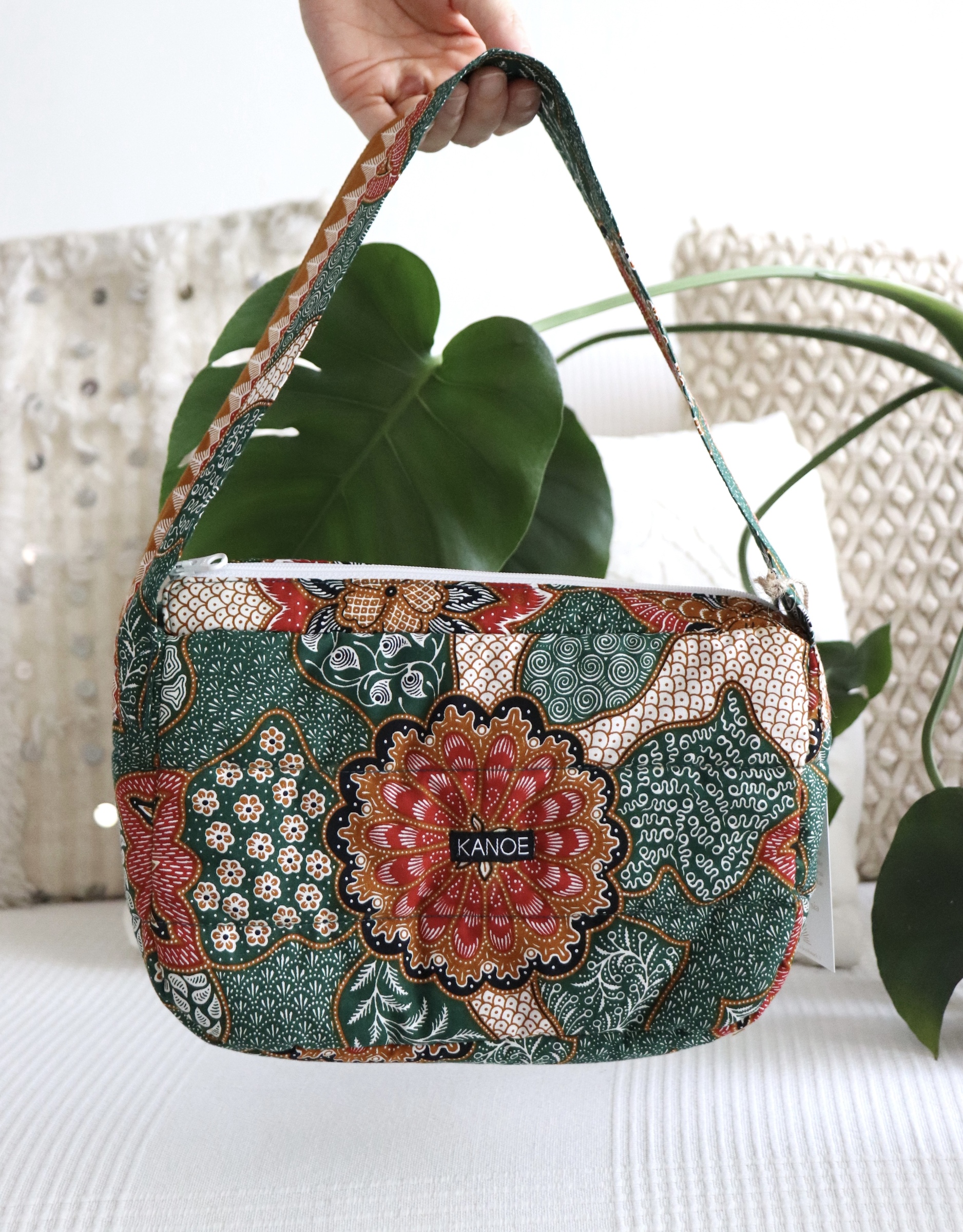 Puffy Batik Bag - Tritoma