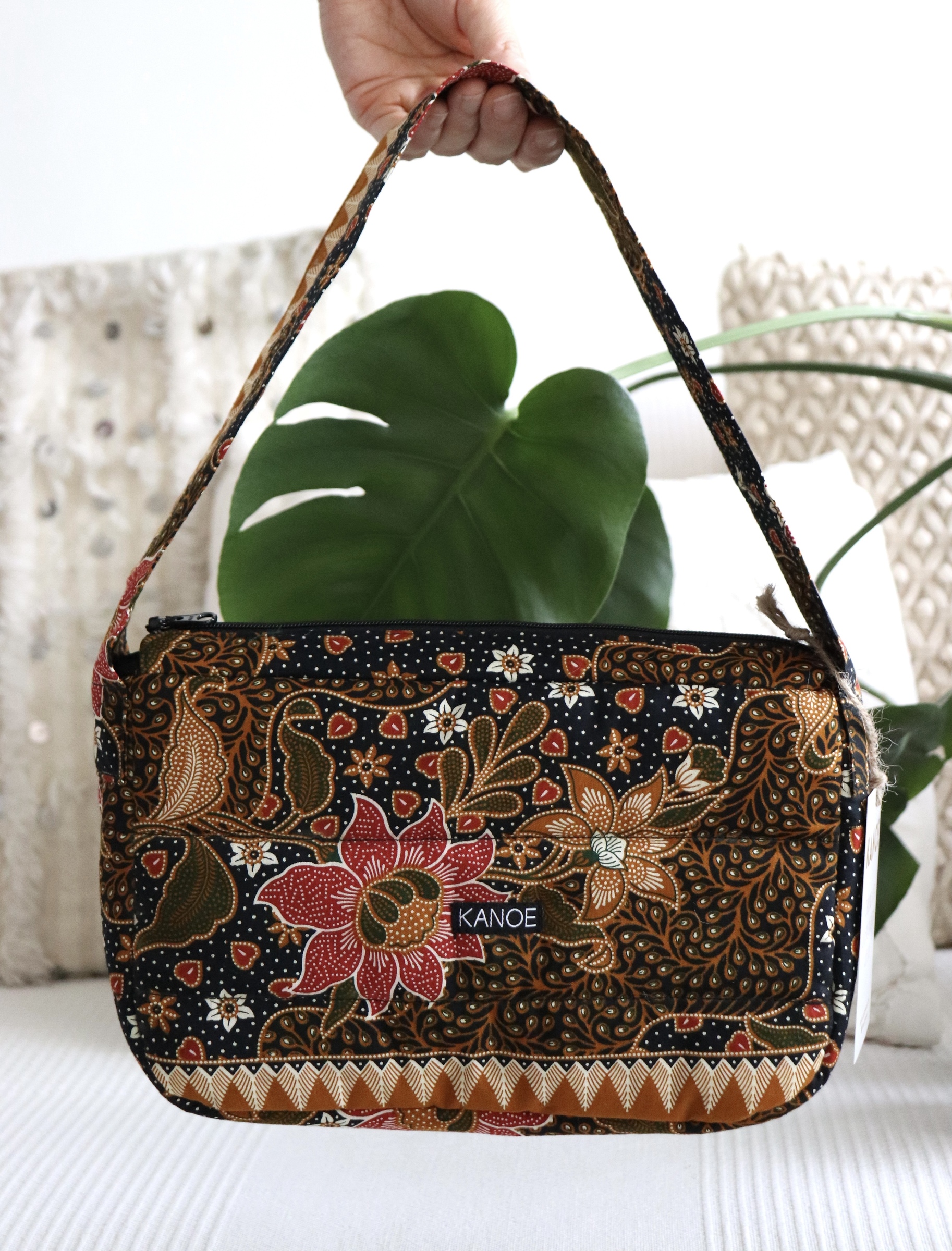 Puffy Batik Bag - Amaranth