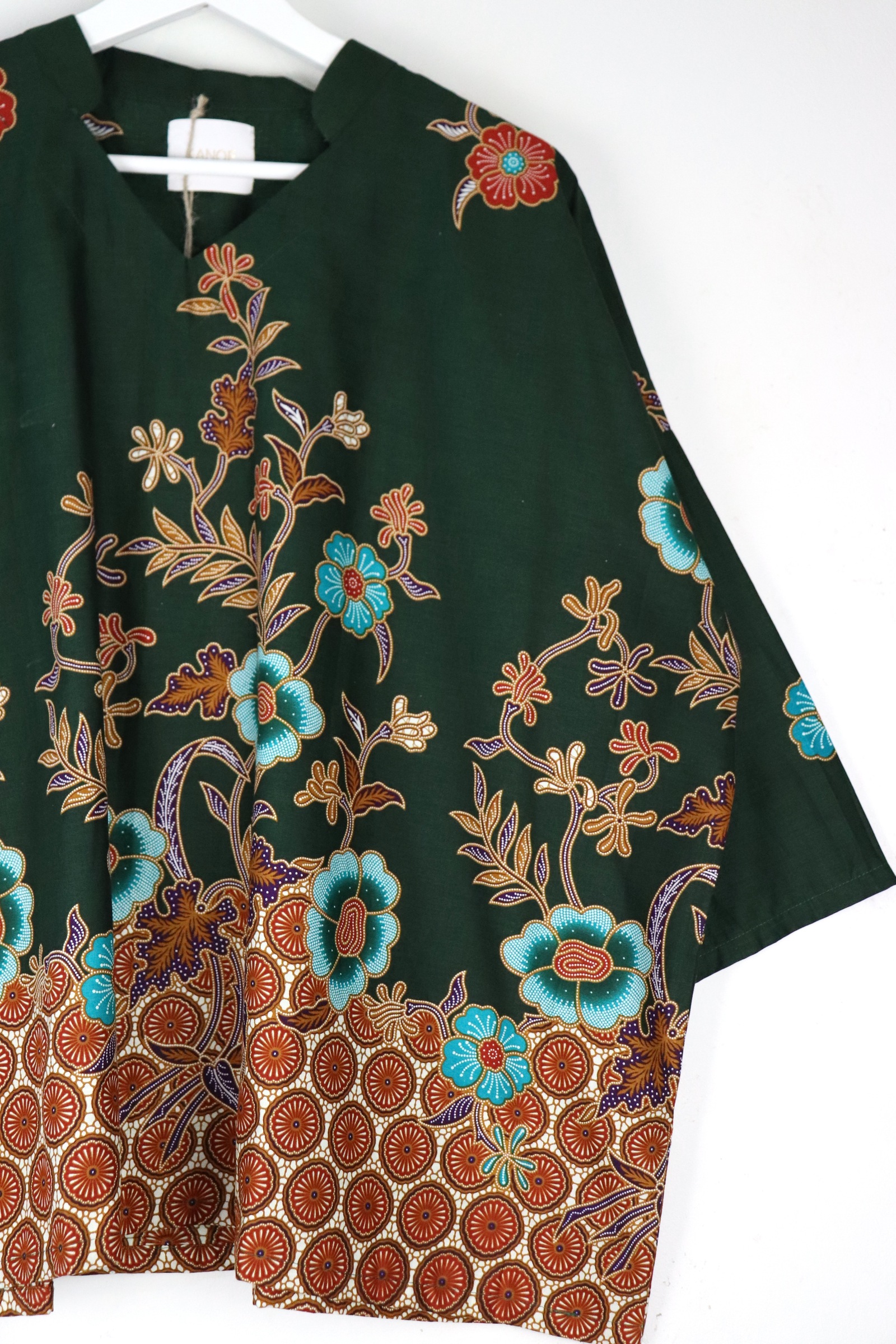 BIG GIRL Batik Top w/ Mandarin Collar - Qila