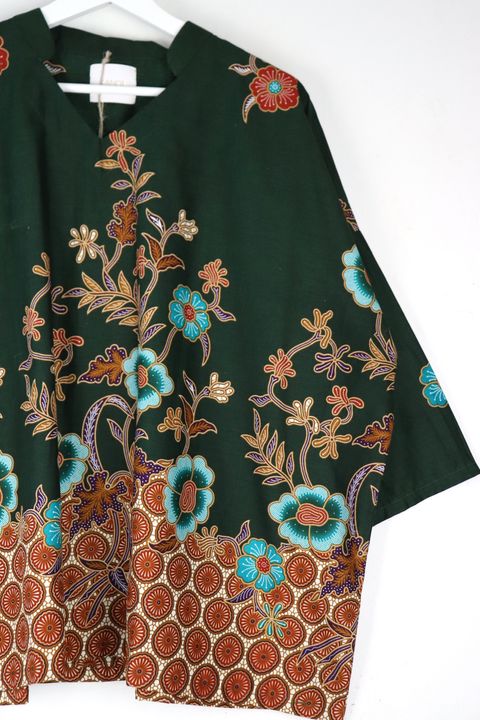 batik-big-girl-w:-mandarin-top-35