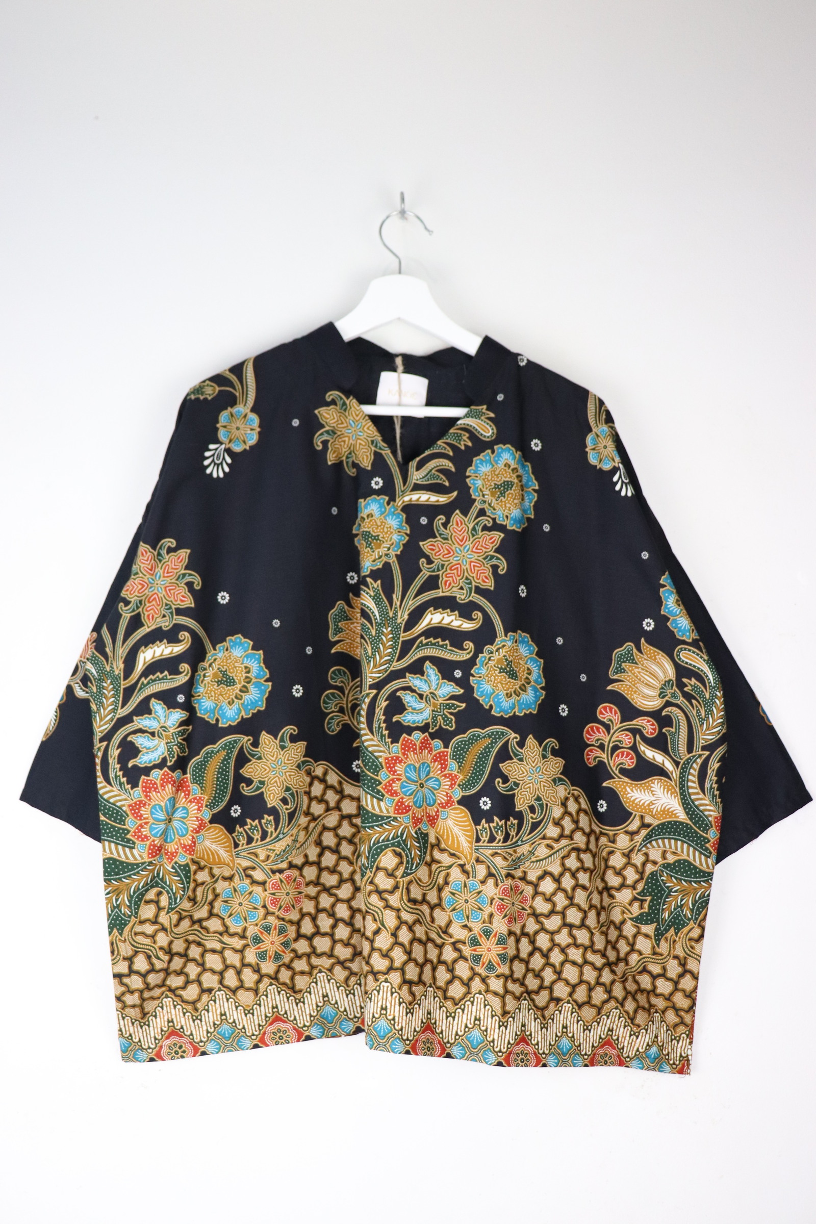 BIG GIRL Batik Top w/ Mandarin Collar - Bronx