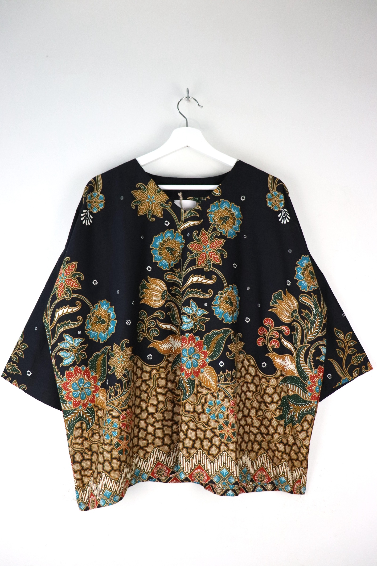 BIG GIRL Batik Top - Bottega 