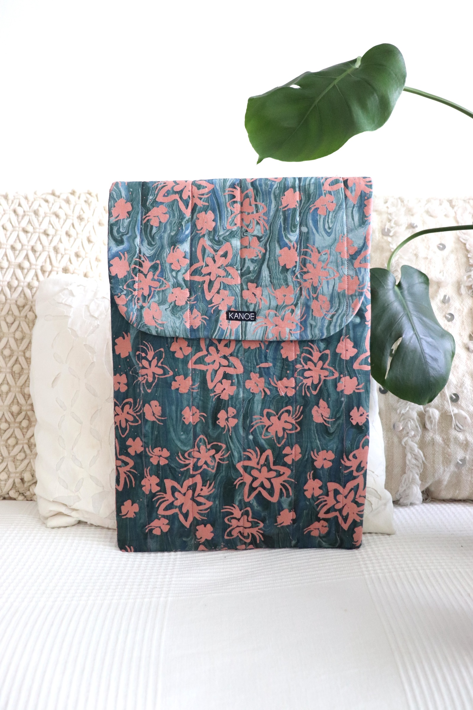 Batik Laptop Bag - Vanilla Blue [ Handmade ] 
