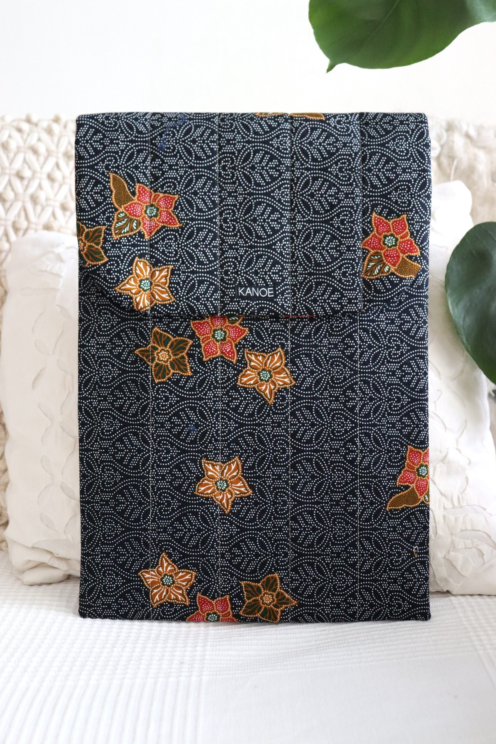 Batik Laptop Bag - Sweet Licorice