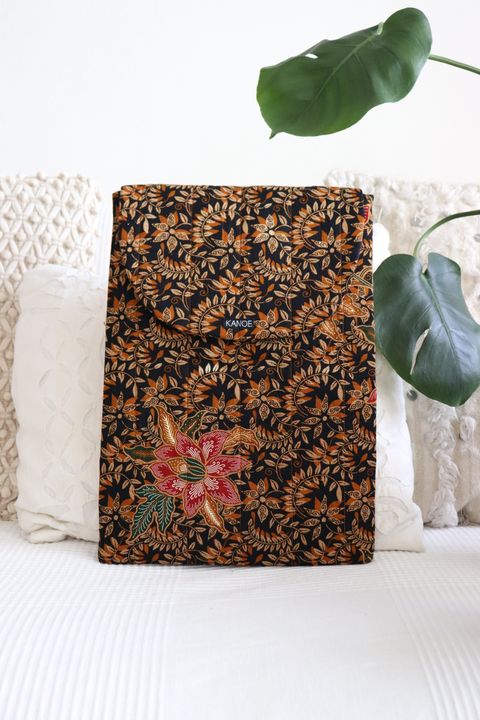Laptop-Batik-Bag-12