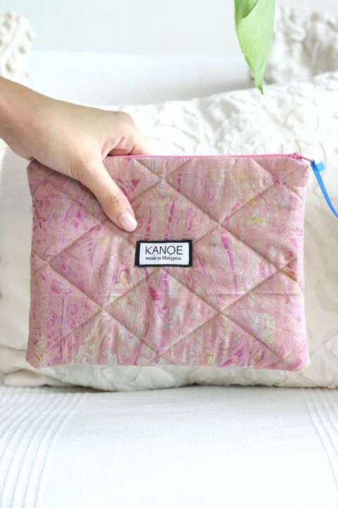 Qulited-Batik-Pouch-28
