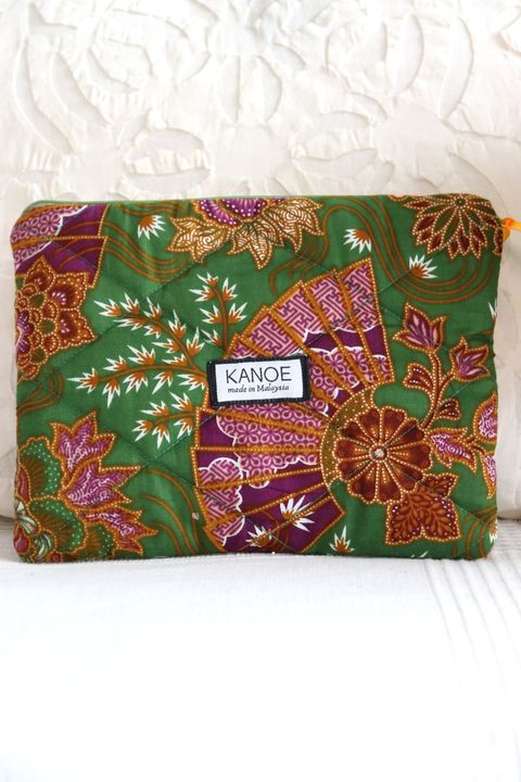Qulited-Batik-Pouch-51