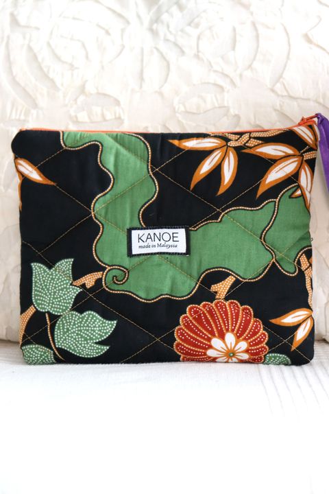 Qulited-Batik-Pouch-55