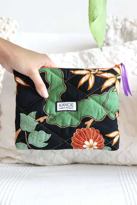 Qulited-Batik-Pouch-17