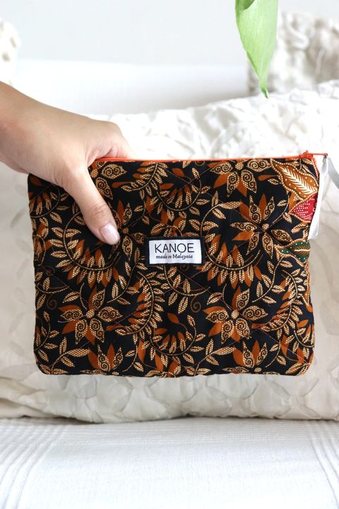Qulited-Batik-Pouch-20