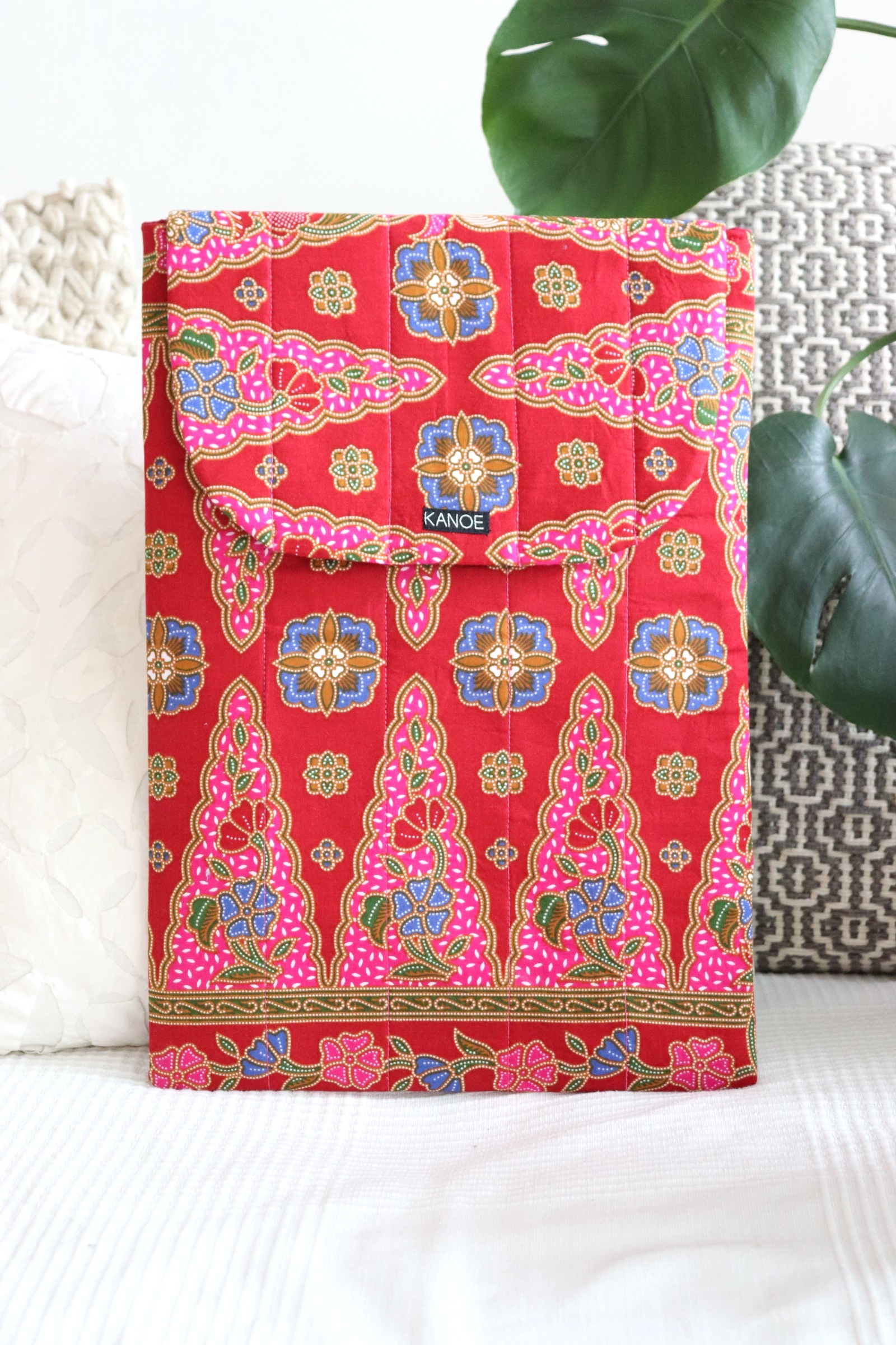  Batik Laptop Bag - Strawberry Shortcake